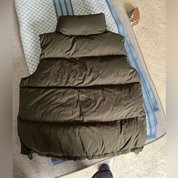 Lululemon wunder under cropped puff vest - Picture 2 of 5